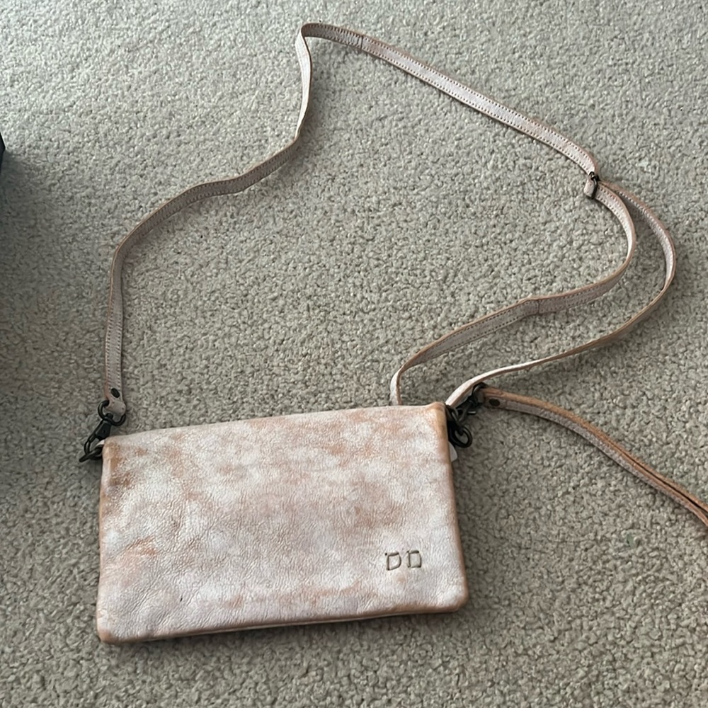 Bed/stu cross body